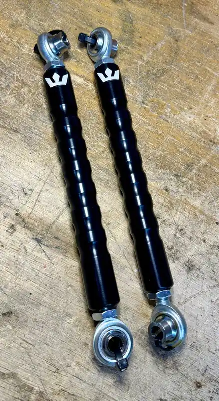 Adjustable Rear Sway Bar End Links Clearance