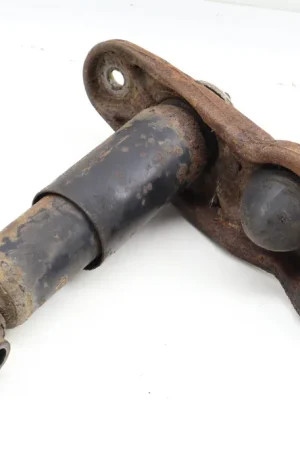 VW Front Right Strut / Shock Absorber (EuroVan) 701413031 Worldwide Shipping