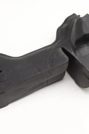 Factory Price VW Left Hood Side Seal (Passat) 561864759